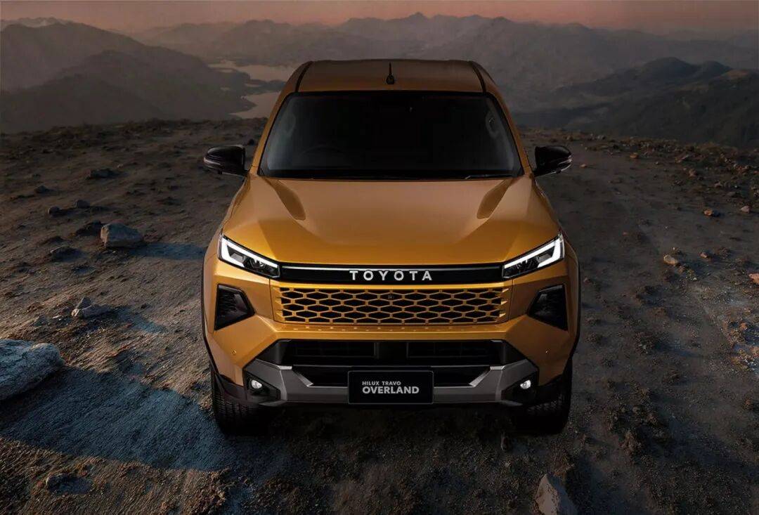 “皮卡之王”全新換代,燃油+混動+純電全都有,發家致富神器!