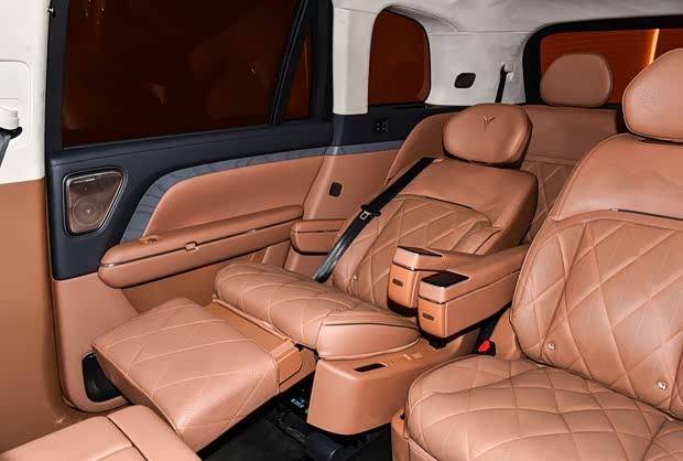 嵐圖泰山正式亮相!預售價45萬起 11月18日上市