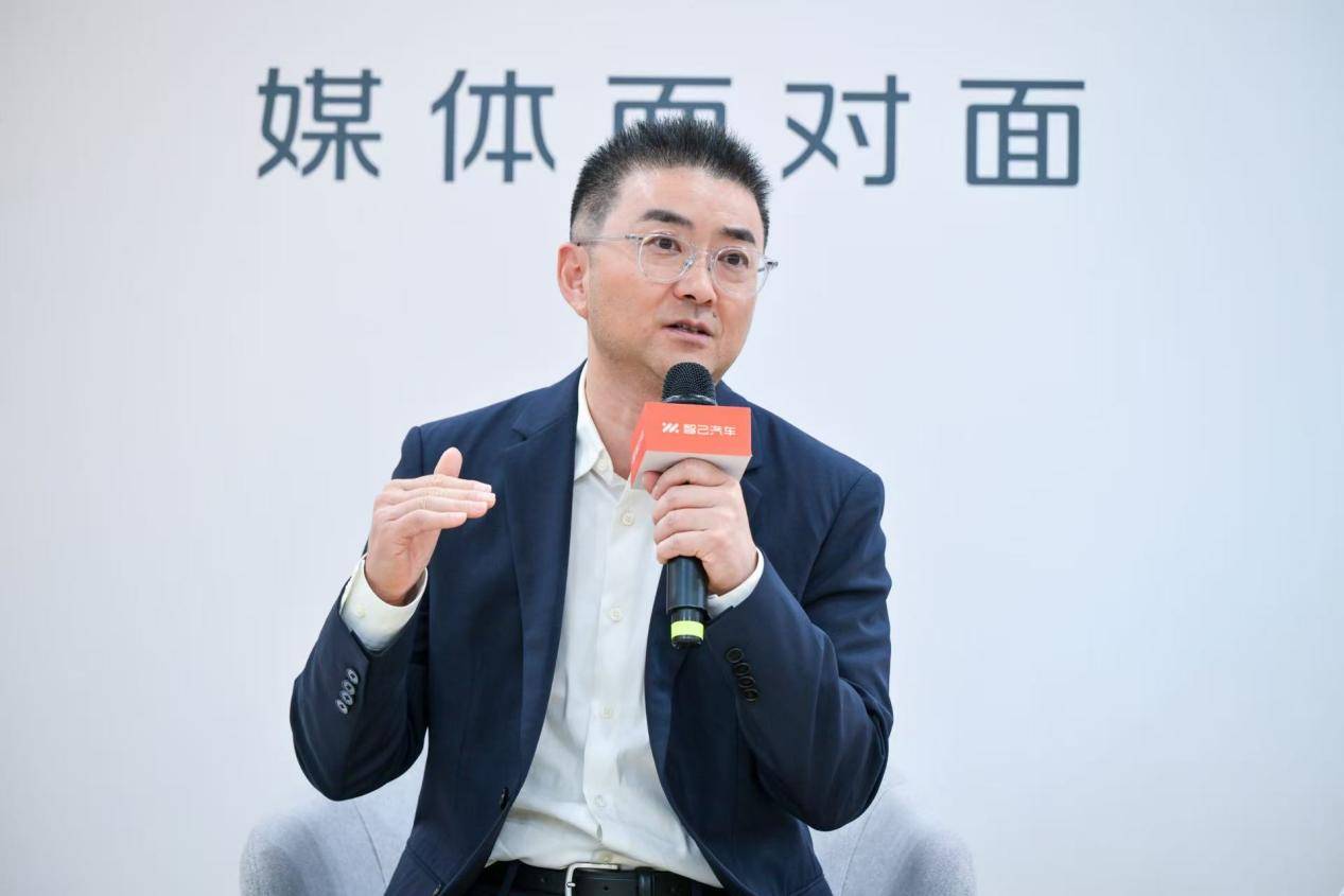 不做木桶,“上汽庫里南”該有的樣子