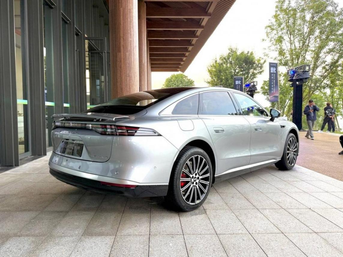 奇瑞風(fēng)云A9L光輝四驅(qū)版,獵鷹700版上市,18.19萬(wàn)元起