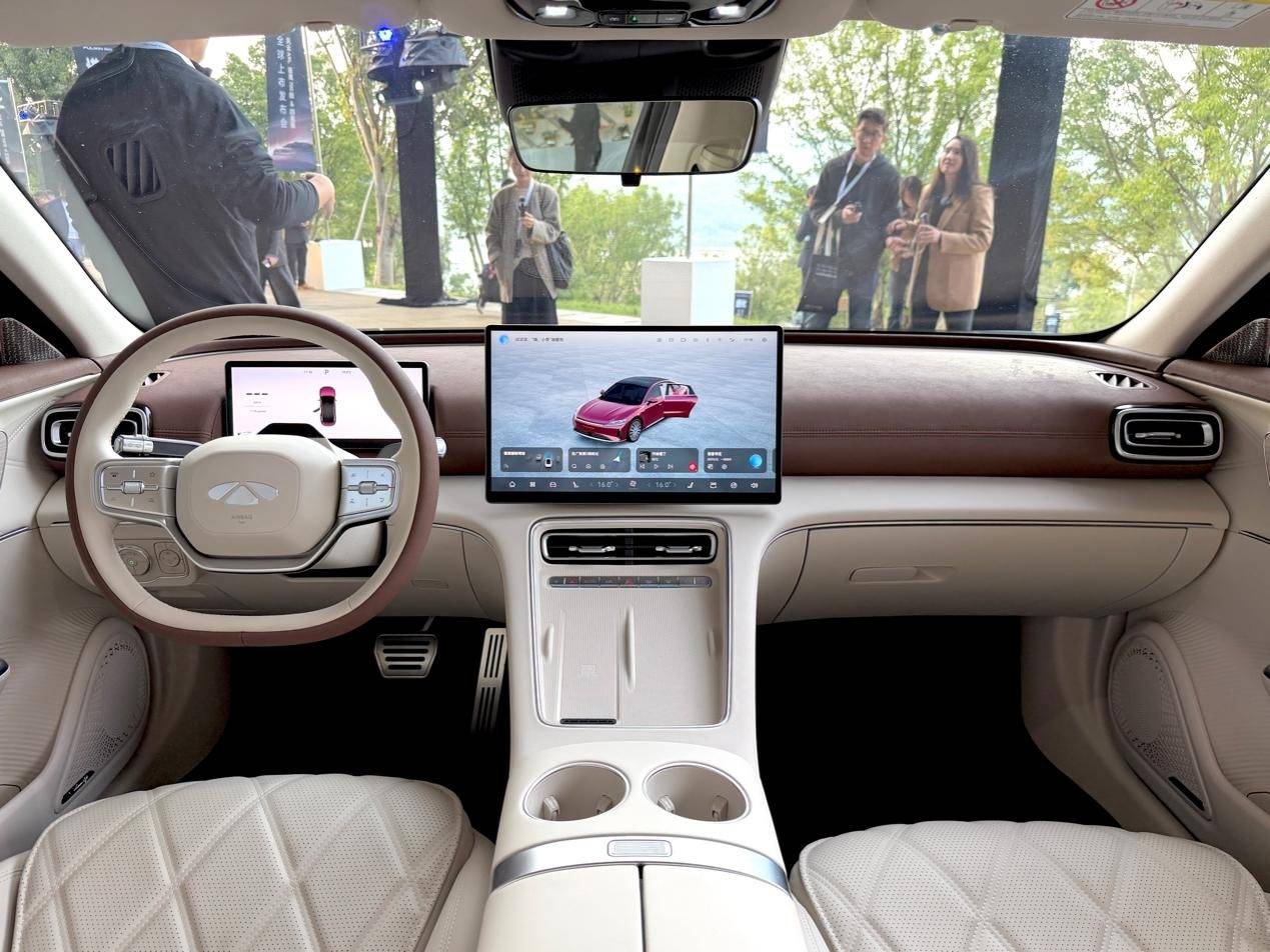 奇瑞風(fēng)云A9L光輝四驅(qū)版,獵鷹700版上市,18.19萬(wàn)元起