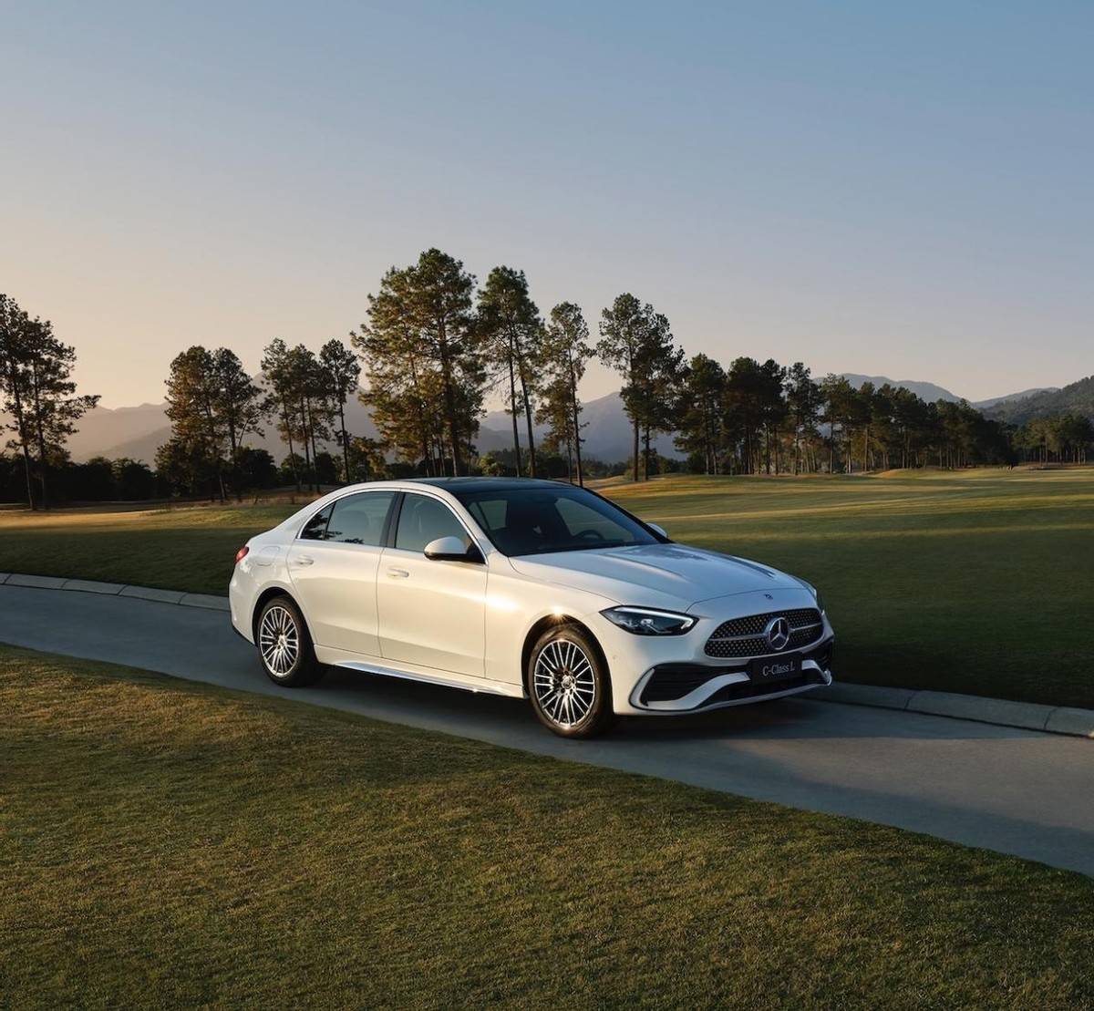 奔馳以經(jīng)典喚醒未來:星輝永恒 泰然自若