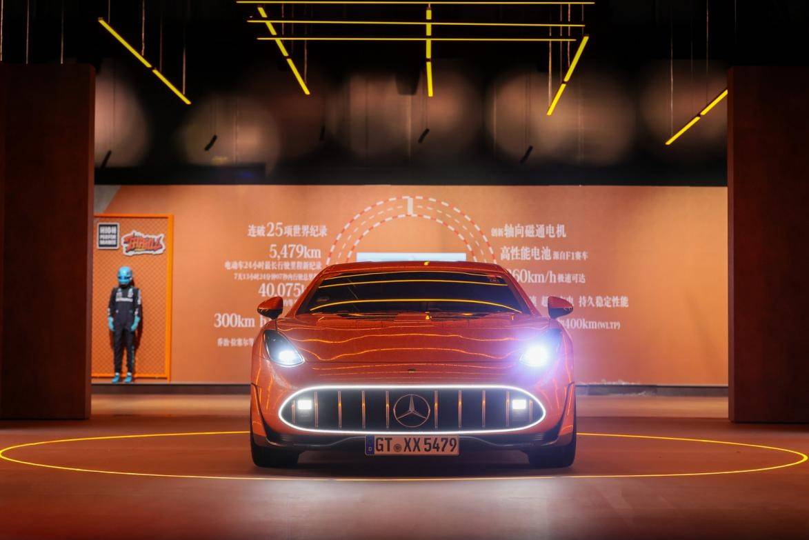 奔馳以經(jīng)典喚醒未來:星輝永恒 泰然自若