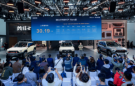 不是所有越野車都配叫“Hero”,猛士M817 Hero版廣州車展上市