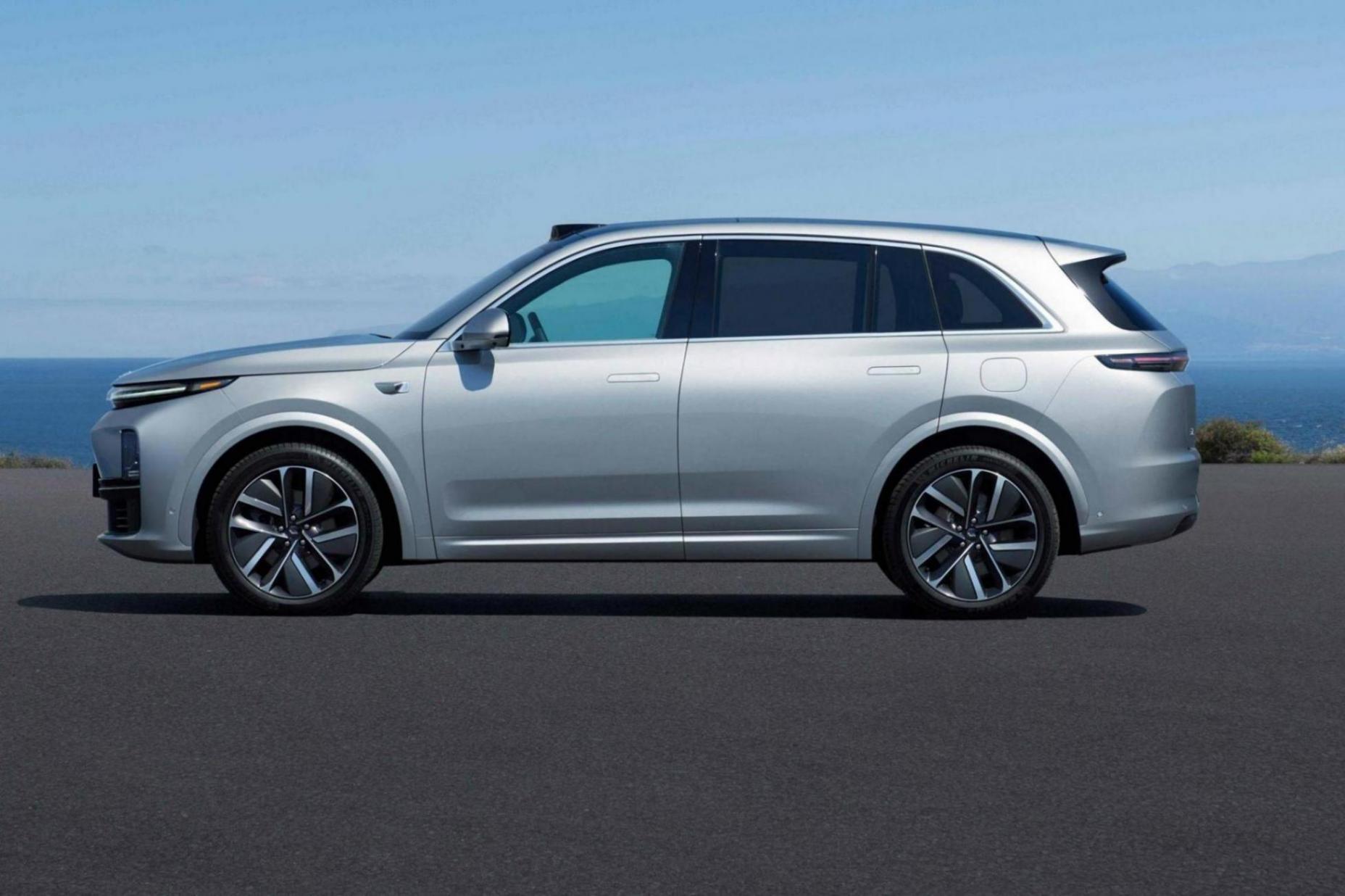 銷量五連跌!理想汽車的純電轉型宣告失敗?