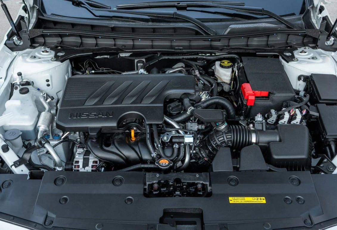 2026款天籟怎么樣?鴻蒙座艙和天籟油車匹配嗎?大沙發也有缺點?