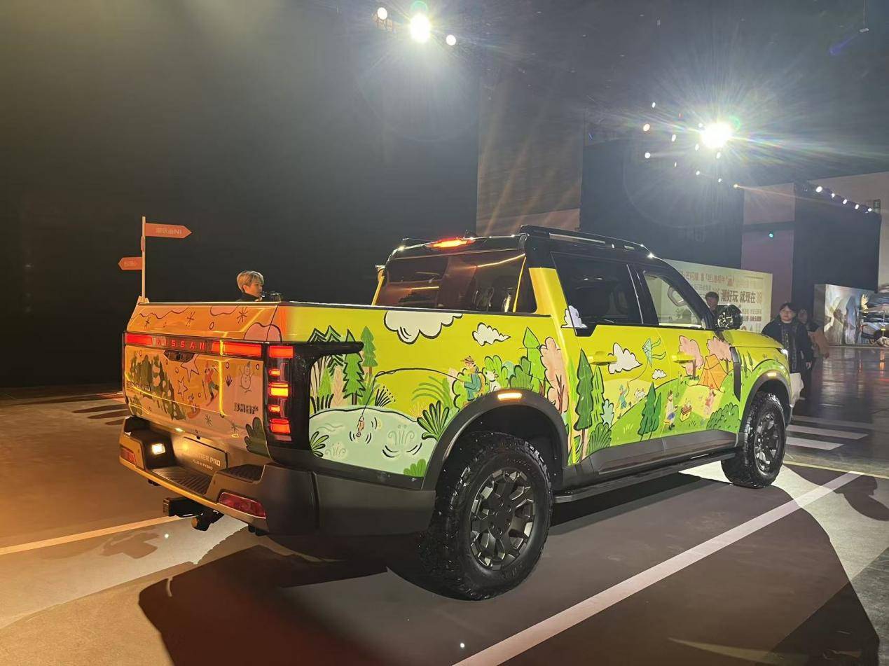 鄭州日產(chǎn)鋒坦16.99萬起,汽油、柴油、插混都有,明年出口