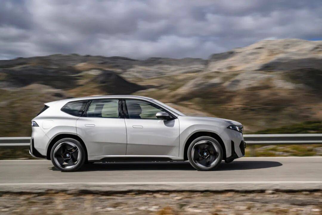 新世代BMW iX3樹立新時代純電SAV全能標桿