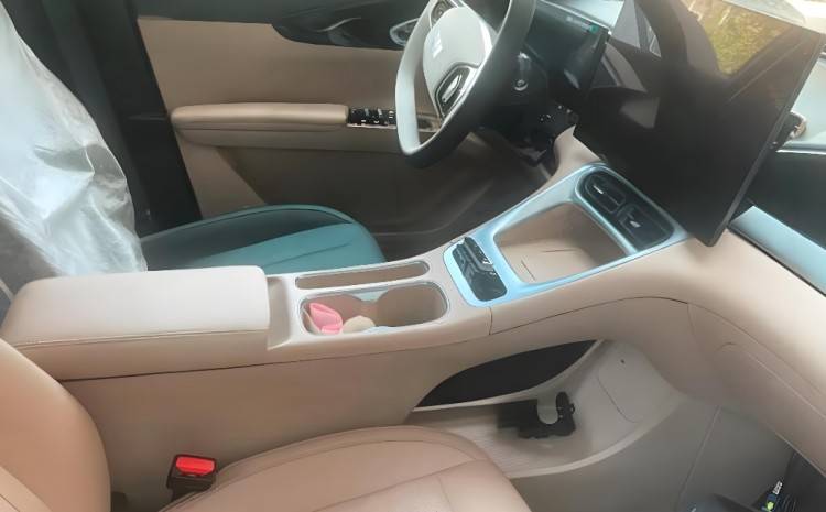 車企密集推出新產品來搶占市場,8款新能源汽車諜照曝光!