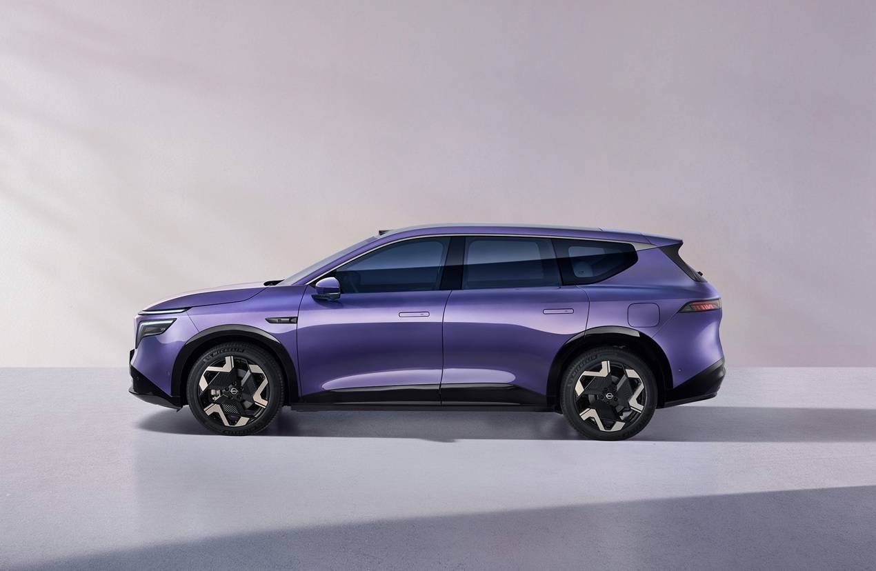 首搭800V平臺+寧德時代5C超充技術,東風日產NX8公告圖正式發布