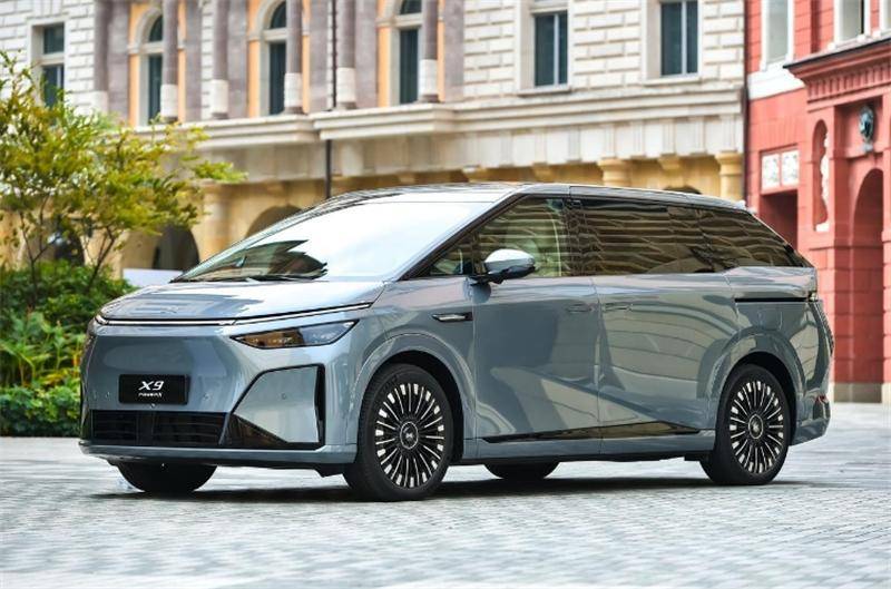 新勢力十年老店 零跑月銷7萬,小鵬、蔚來反超理想