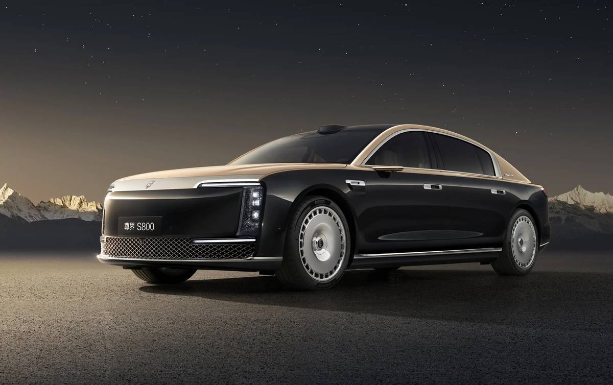 余承東出席,尊界S800第10000臺下線!全系售70.80-101.8萬元