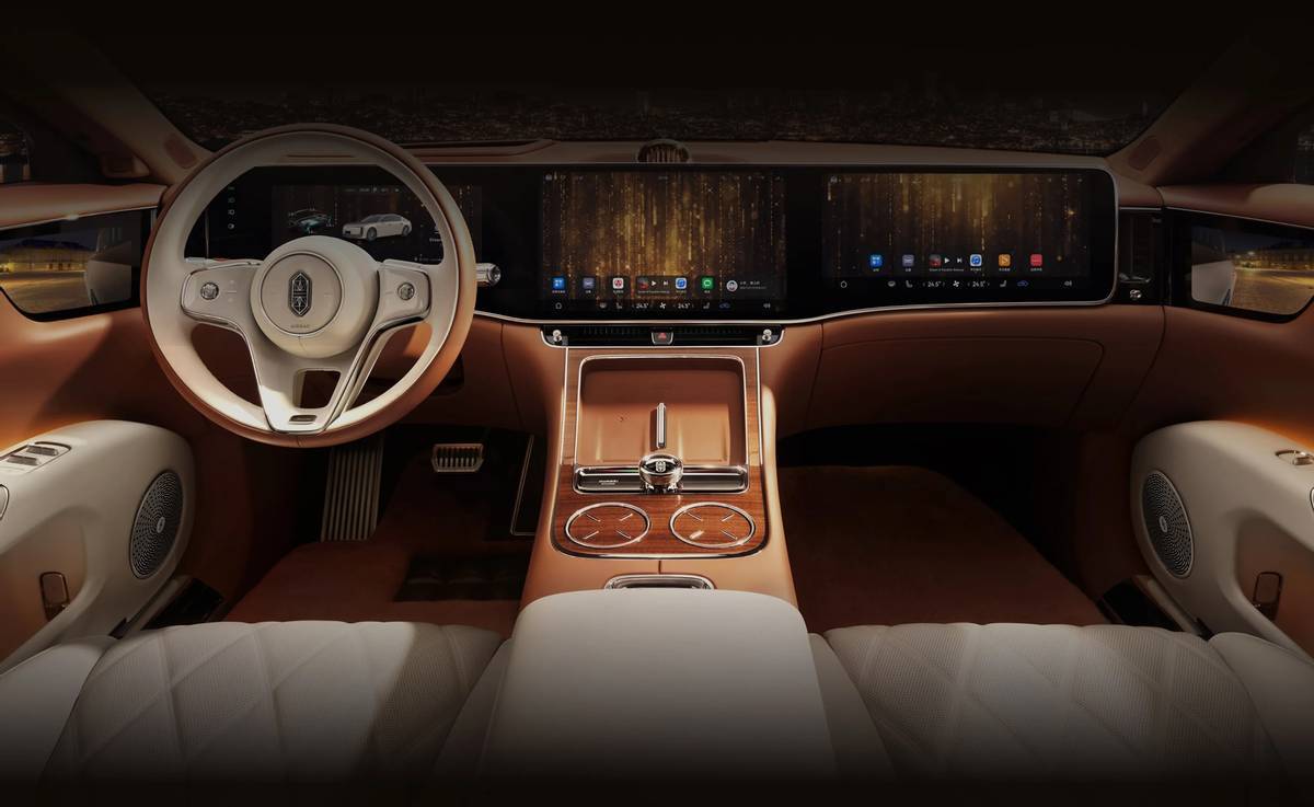 余承東出席,尊界S800第10000臺下線!全系售70.80-101.8萬元