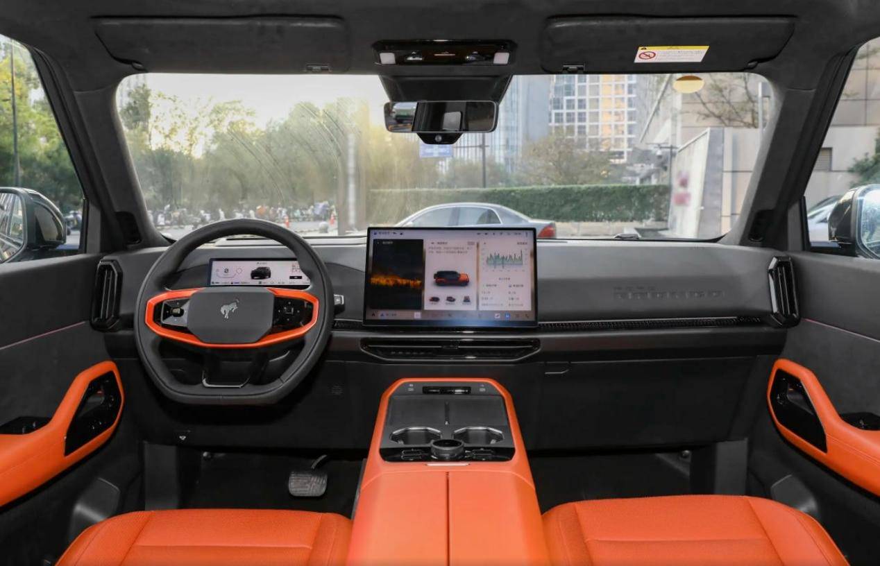 福特烈馬智趣版怎么樣?1.5T增程,22萬的烈馬能越野嗎?