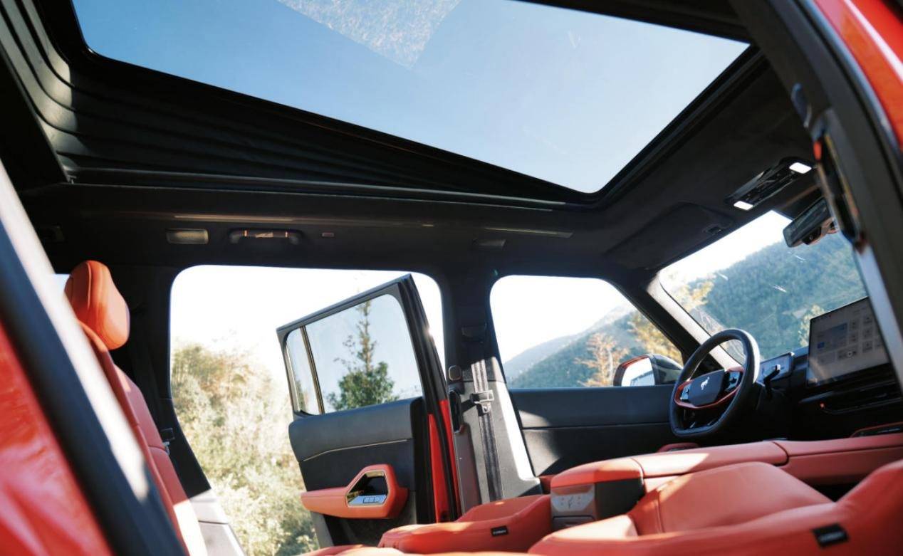 福特烈馬智趣版怎么樣?1.5T增程,22萬的烈馬能越野嗎?